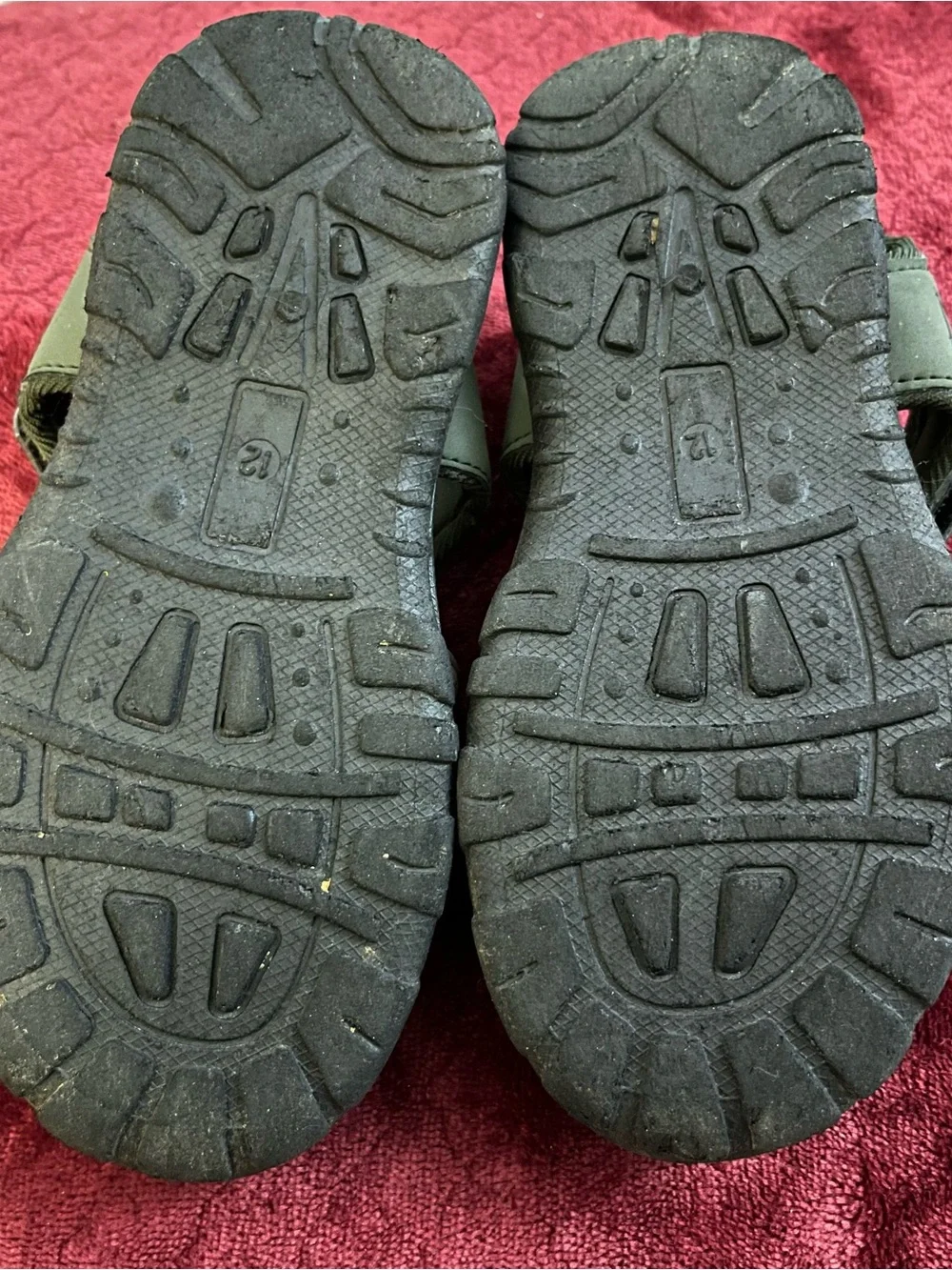 Avalanche Boys Closed Toe Rugged Trail Hiking Sandals, Size 12 Camo
